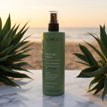 Aurodhea - SPRAY PRIMO SOCCORSO AL 98% DI ALOE VERA - 150 ML Arricchito con Estratto di Camomilla