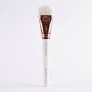 Essential - BRUSH N. 4 – FLAT CONTOUR